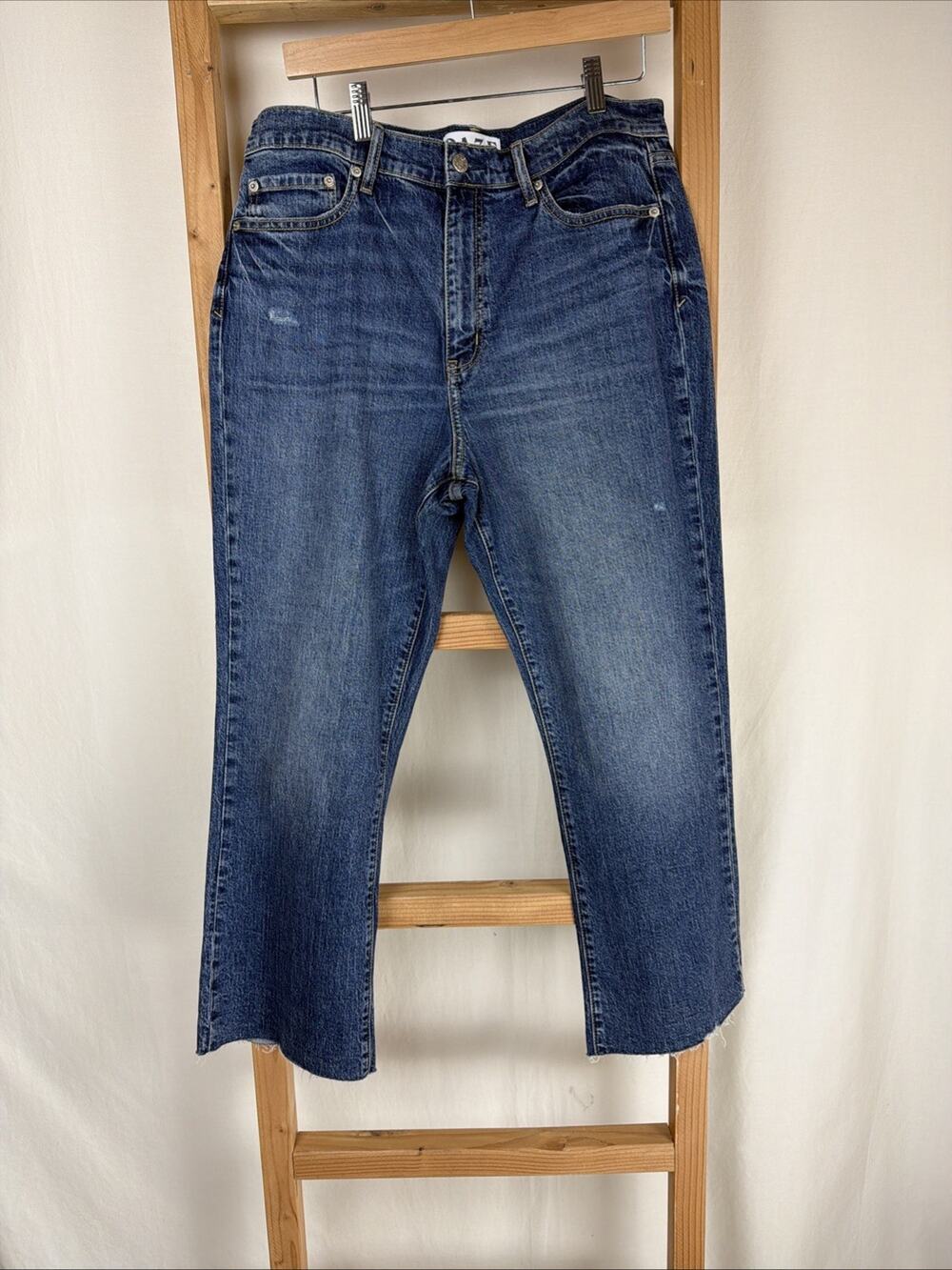 NWT Daze Blue High Rise Cropped Flare Jeans 32 #0785 Shy Girl